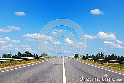 Road with two cars going in the opposite direction