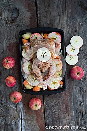 Roasted chicken with apple and vegetables