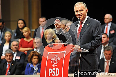 Romanian politician Mircea Geoana body language during speech