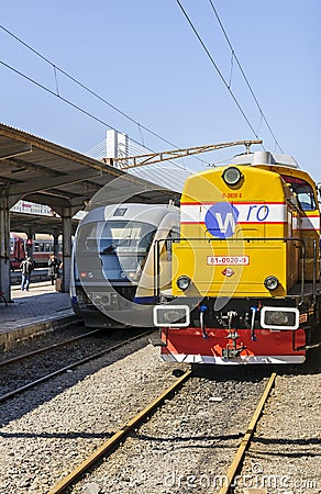 Romanian Royal Train versus modern passenger train