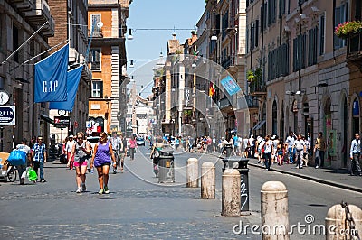 ROME-AUGUST 6: The Via del Corso on August 6, 2013 in Rome.