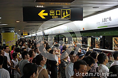 Rush hour in Shanghai Metro