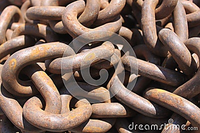 Rusty chain links