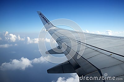 Ryanair Aircraft - wing