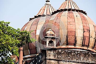 Safdarjung s Tomb is a garden tomb in a marble mausoleum in Delhi, India