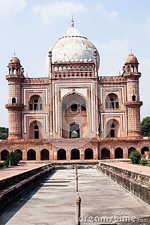 Safdarjung s Tomb is a garden tomb in a marble mausoleum in Delhi, India