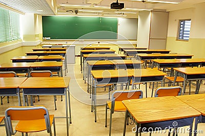 http://thumbs.dreamstime.com/x/sala-de-aula-moderna-da-escola-17263185.jpg