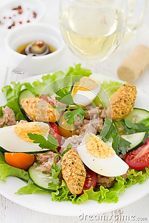 Salad with fish and egg