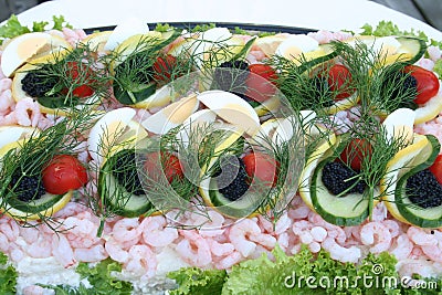 Sandwich gateau with seafood