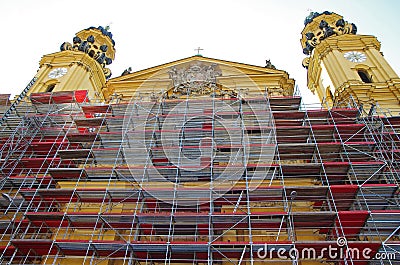 Scaffold for restoration of an old building