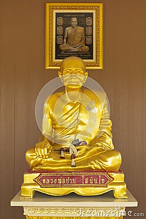 Sculpture buddha statue gold color full body sit model