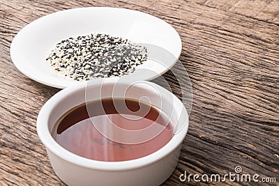 Sesame seeds oil and sesame seeds