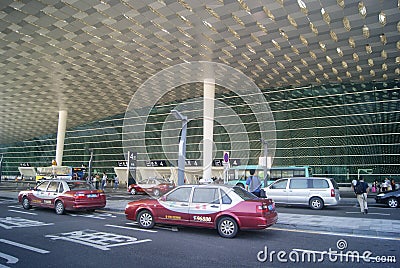 Shenzhen, China: airport highway traffic