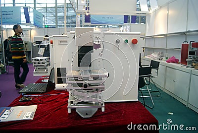 Shenzhen, China: processing jewelry equipment exhibition sales