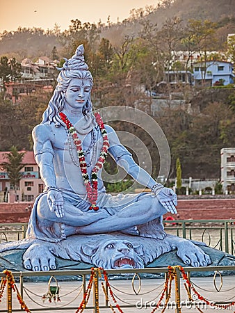 Shiva statue in Rishikesh