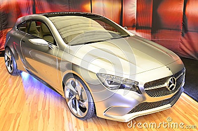 SIAMB 2012 - Mercedes concept car