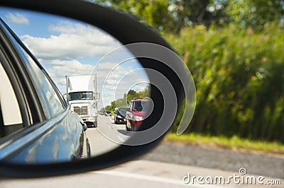 Side view mirror reflection