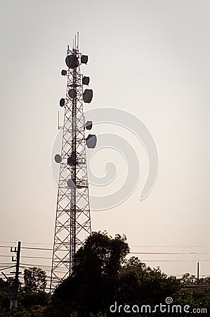 Silhouette microwave transmission tower 02