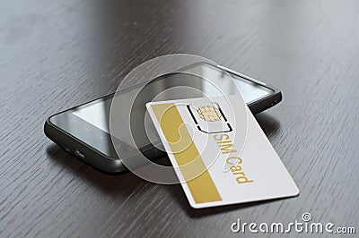 SIM card and mobile phone