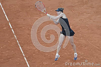 Simona Halep in action