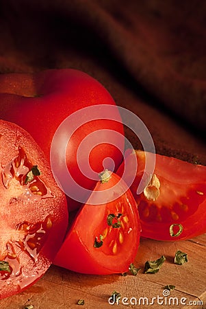 Slices, wedges, or round, the tomatoes