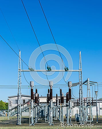 Small high-voltage distribution plant