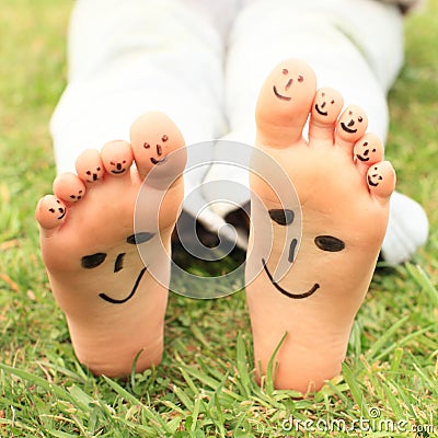 Smileys on toes and soles