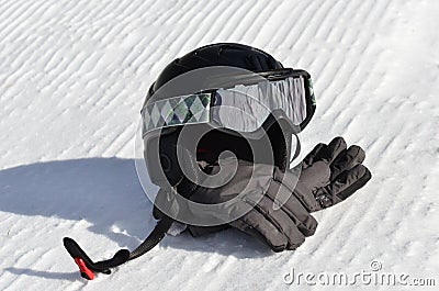 Snowboarding / skiing helmet, goggles and gloves