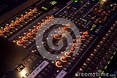 Sound mixer in concert