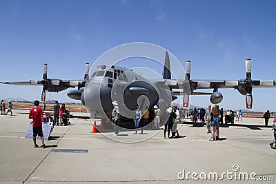 Spectators and Huge Military Aircraft