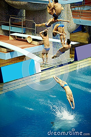 Sportsman jumps from diving-tower