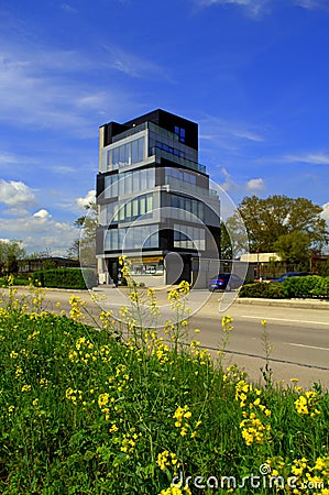 Spring roadside office building