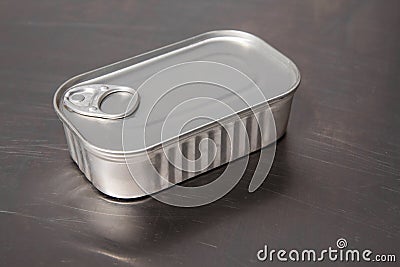 Square tin can
