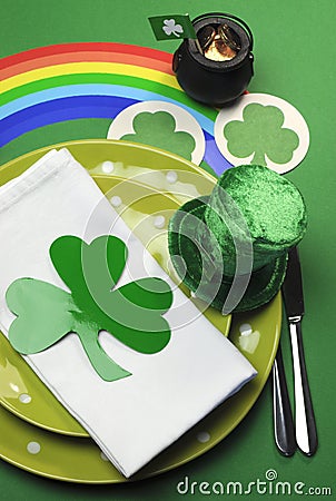 St Patricks Day party table setting - vertical