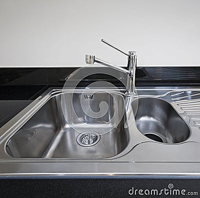 Stainless steel sink