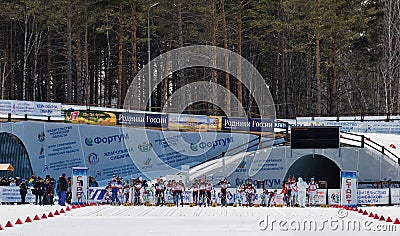 Start of Biathlon Women s 13.5 km Mega Mass start at Internati