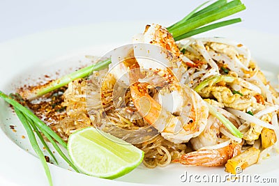 Stir fried noodle with shrimp