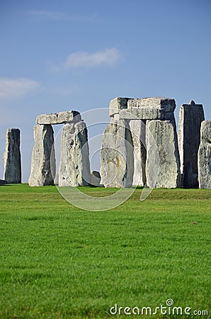 Stonehenge profile