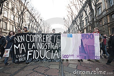 Student demonstration in Milan December 14, 2010