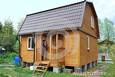 Summer Garden House Stock Photo - Image: 24853250
