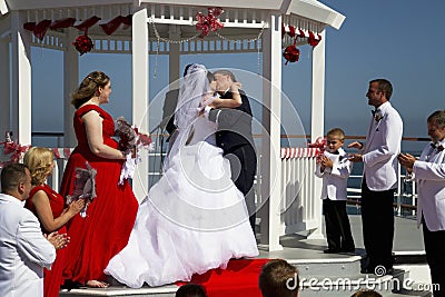 Summer Weddings Aboard Ship