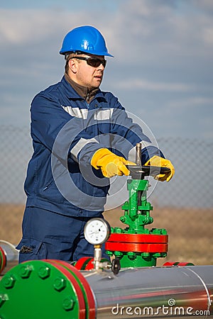 System operator in oil and gas production