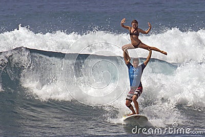 Tandem Surfing