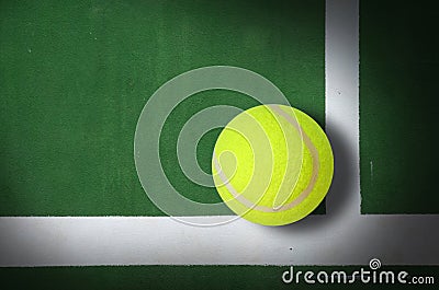 Tennis ball