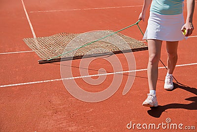 Tennis clay court