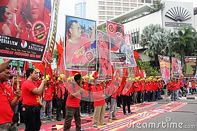 Thousands of workers marched Labor Day in Jakarta