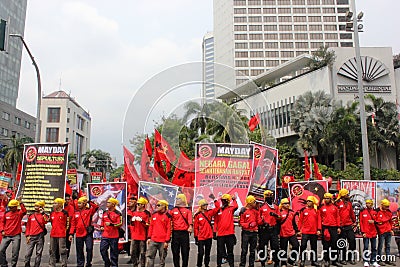 Thousands of workers marched Labor Day in Jakarta