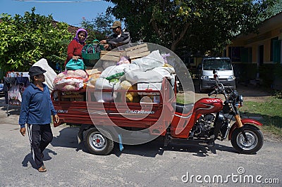 Three wheel motorcycle