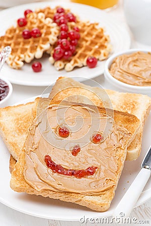 Toast with peanut butter and drawing of jam