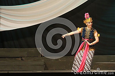 Traditional dance